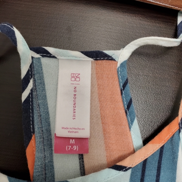 💗  No Boundaries striped flowy tank - Picture 3 of 5